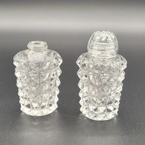 Vintage Crystal Glass Salt and Pepper Shakers​​​